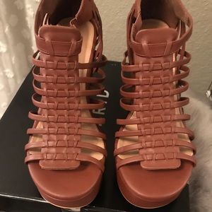 NEW! Cognac Wedge heel